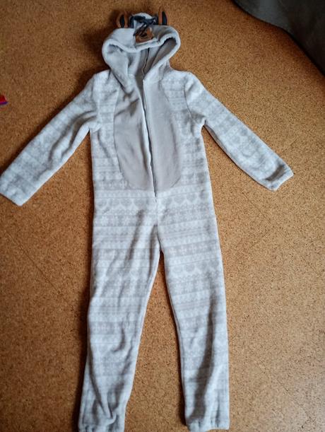 Teplé pyžamo - overal, 122