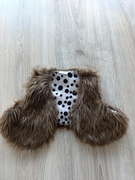 Dievčenská štýlová chlpatá vesta, 68