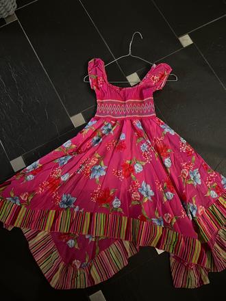 Kvetinové saticky, 128