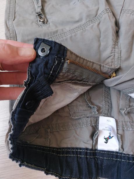 Šortky, palomino,104