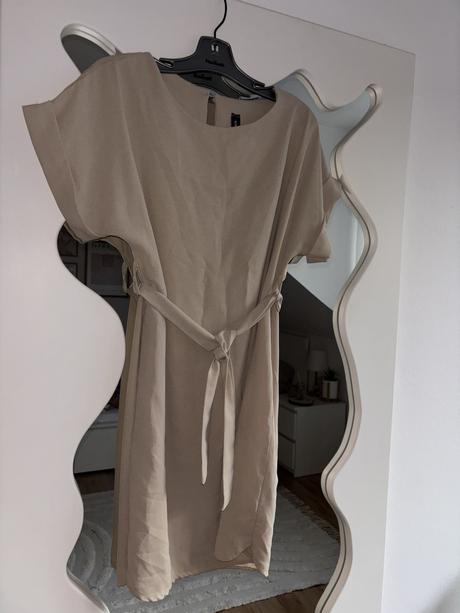 Nude šaty new collection, 38 / 40 / l / m