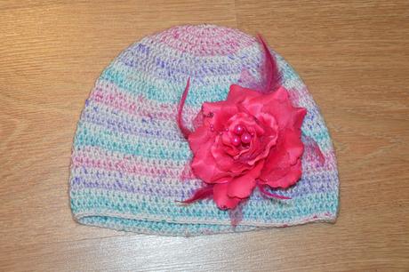 Háčkovaná čiapočka s kvetom, 50 - 158