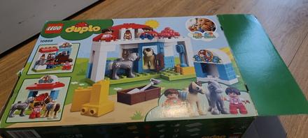 10868 lego duplo - stajne pre poníka, 