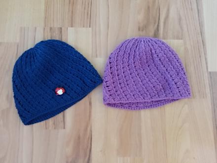 Hačkované čiapky, 128