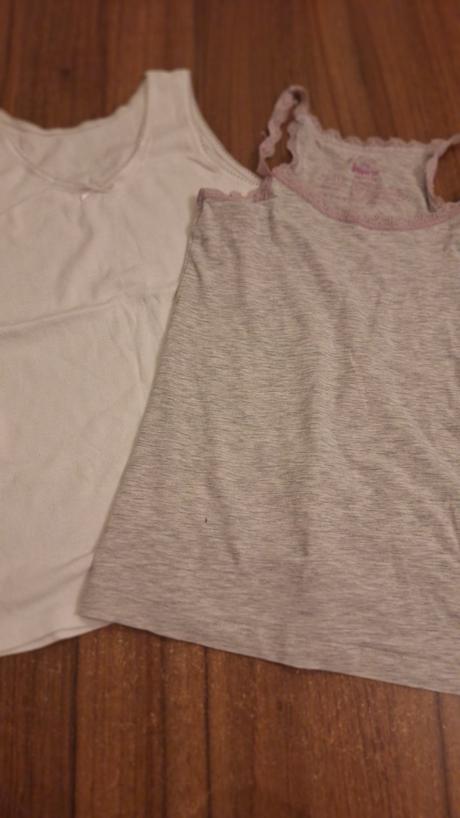 Dve tielka, lupilu,122