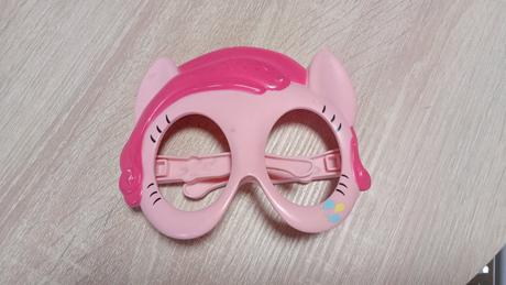 Škraboška pinkypie, 