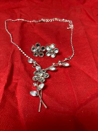 Set bižutérie, avon