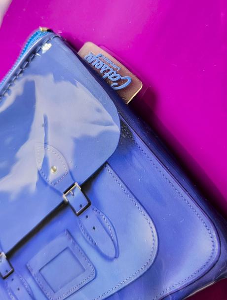 Mala penazenka zn. catseye london,