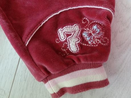 Velúrová súpravička, 68