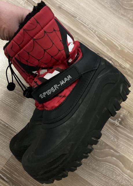Snehule spiderman, marvel,30