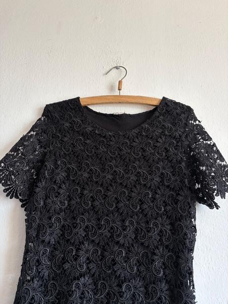 Zara prekrasne cipkovane male cierne  saty s  z kv, zara,s
