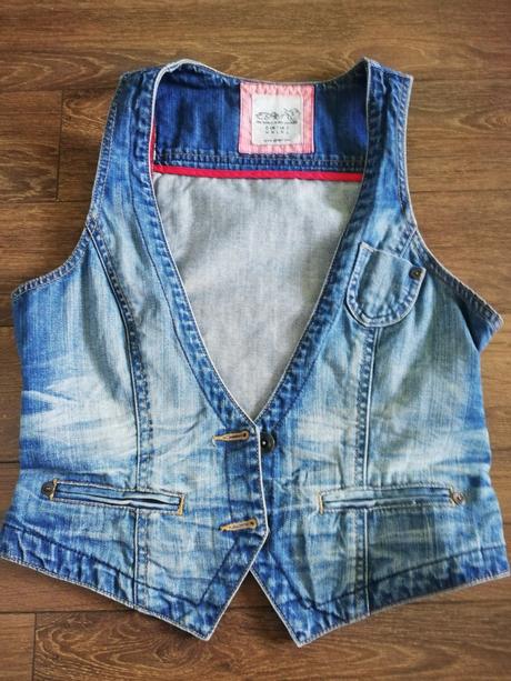 Vesta riflova, esprit,m