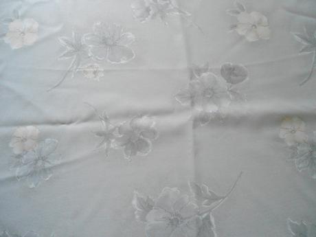 Stihana latka s kvetmi - zbytok,