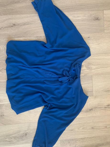 Dámska tmavomodrá bluzka veľkosti m, m