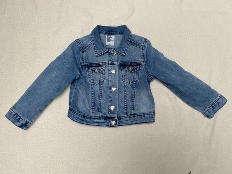 Riflová bunda so srdiečkovými cvokmi, h&m,98