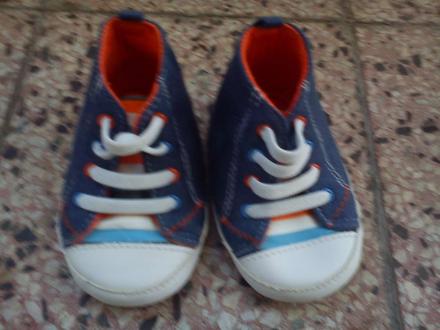 Teniskové riflove capačky 6-12 mes., f&f,<17