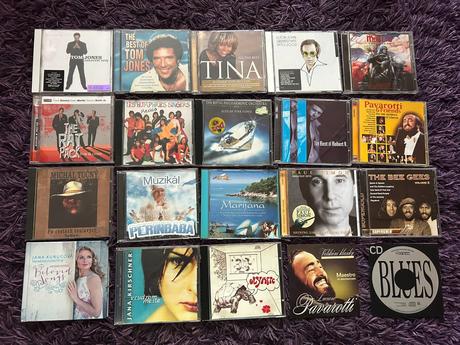 Sada rôznych cd, 