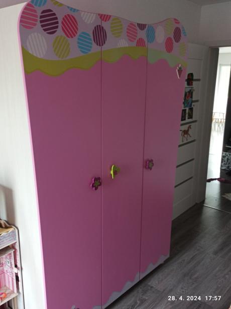 Detská dievčenská zostava, 