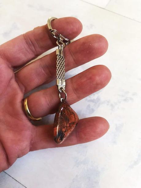 Kľúčenka s mahagónovým obsidiánom, 