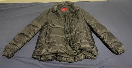 Guess páperová bunda, guess,s