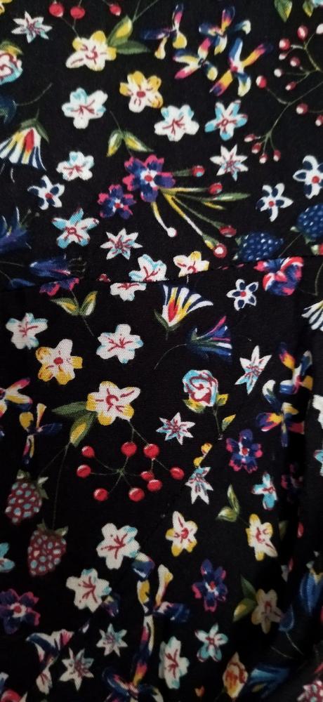 Kvietkované midi šaty, s