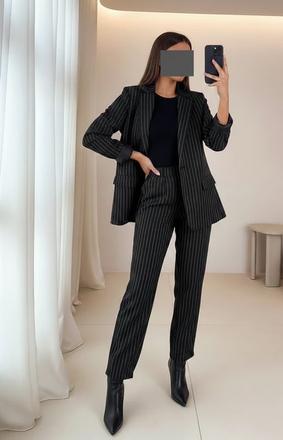 Luxusný kostým veľ.s/m, 38