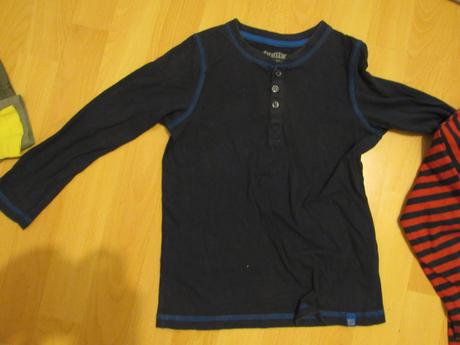 2 nátelníky + 1 mikina , velkosť 110-116, 104–116