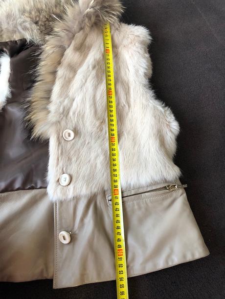 Kožušinova vesta, m