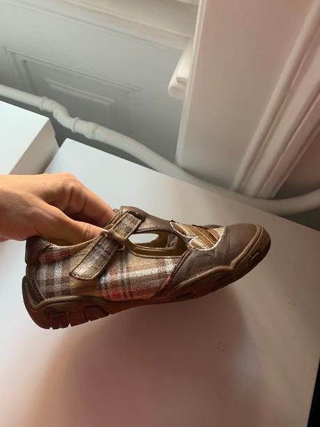 Detske poltopanky, 27