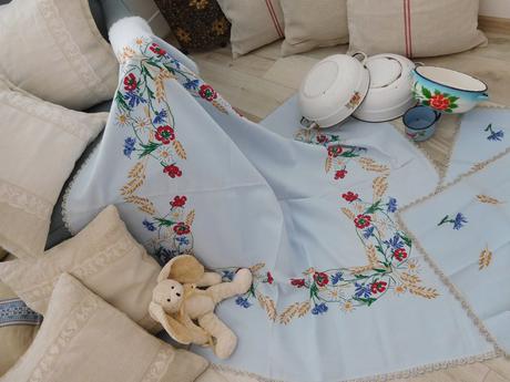 Vankúše z ľanového plátna , obrus starodávny, 