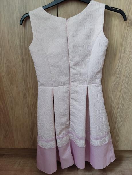 Šaty spoločenské, s