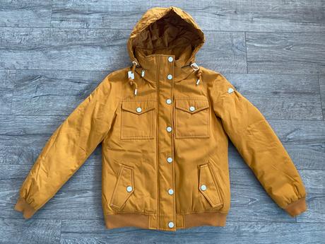 Kvalitna damska zimna bunda zn. icebound, 36 / 38 / m / s