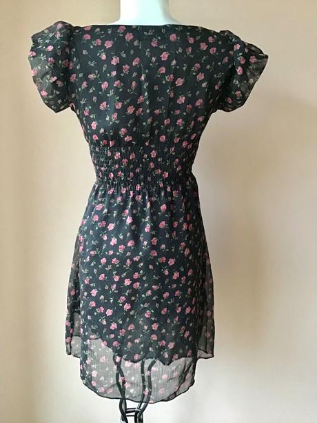 Romanticke satičky/75, xs