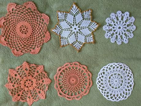 Háčkované dečky,