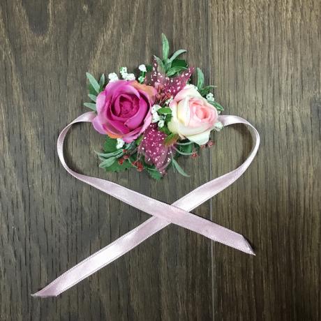 Náramok z kvietkov, 