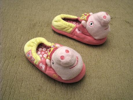 Papučky peppa pig, <17