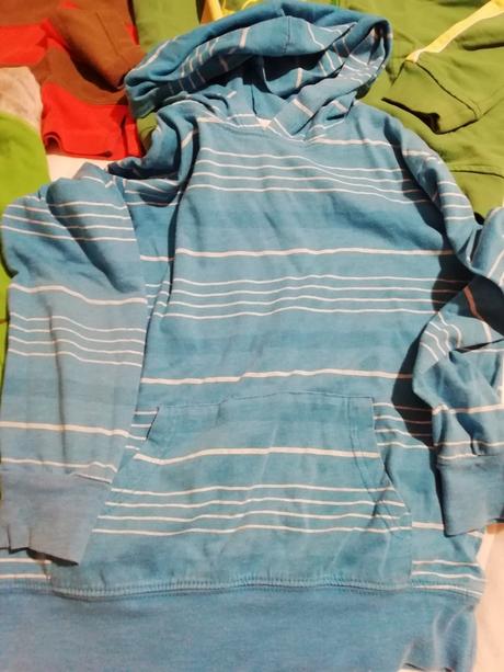 Balík oblečenia - 4 ks, 122–134