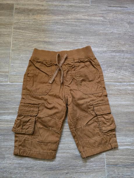 Podšité nohavice č.68, 68