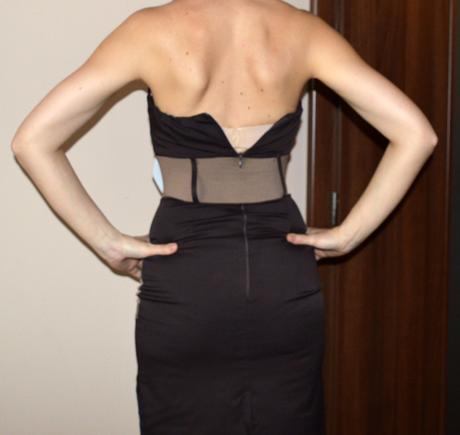 Elegantné šaty bez ramienok, xs