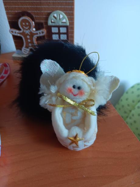 Rôzne dekoračné veci - vianočné, celoročné,