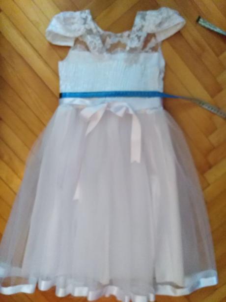 Spoločenské šaty alebo na 1. sv. prijímanie, 140