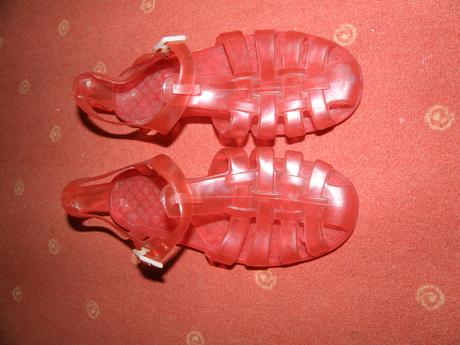 Topánky do vody, 33