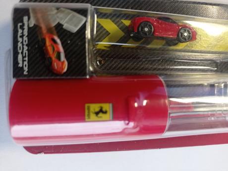 Vystrelovacie auticko ferrari, 