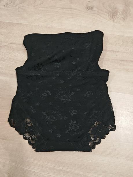 Vysoko stahovacie, tvarujuce nohavicky s, s