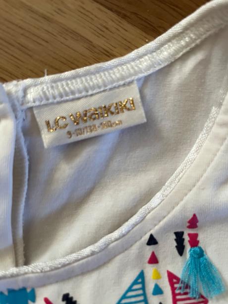 Šatky veľ.134/140, 134