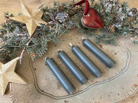 Sviečky olivovo zelené - 4 ks ( sada ), 