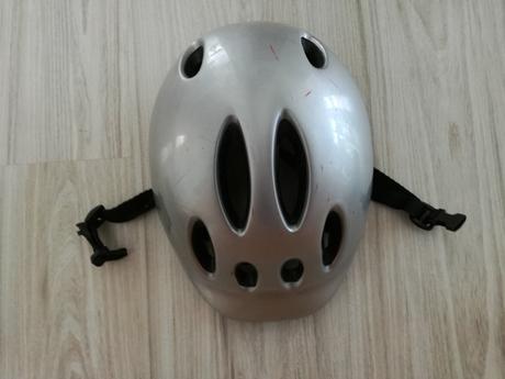 Zľava. detská prilba na bicykel a korčule., xs