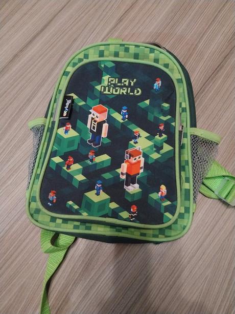 Maly ruksak minecraft, 