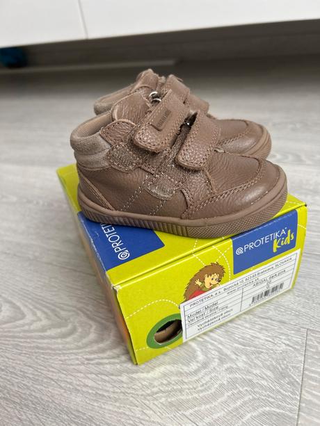 Tenisky kožené protetika veľkost 20, protetika,20