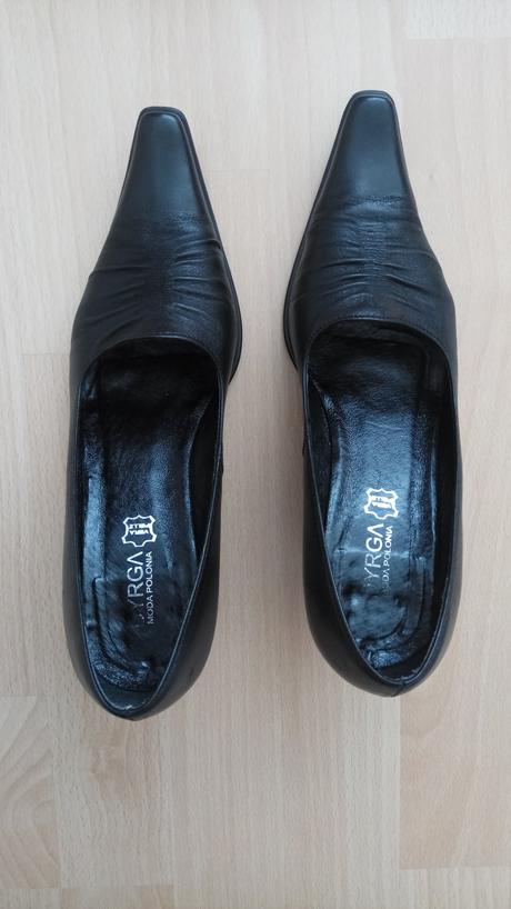 Čierne dámske topánky (37)-darujem k nákupu, 37